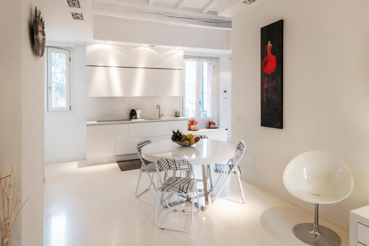 Вілла Charming Flat In Centro A Ferrara Con Posto Auto Екстер'єр фото